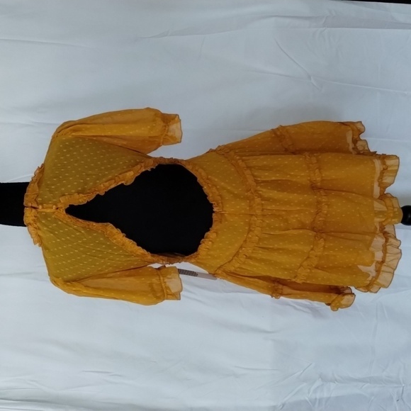 NWT Story On mustard mini dress w V neckline, ruffle SO CUTE! - Picture 7 of 16